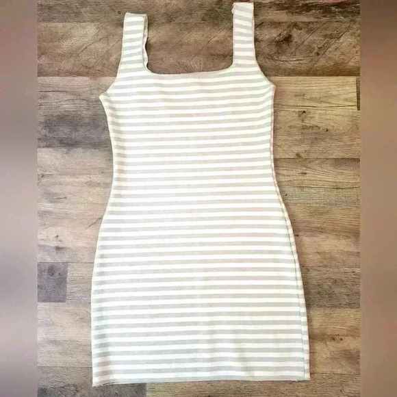 Zara Gray & White Striped Bodycon Dress Size Large - Picture 1 of 4